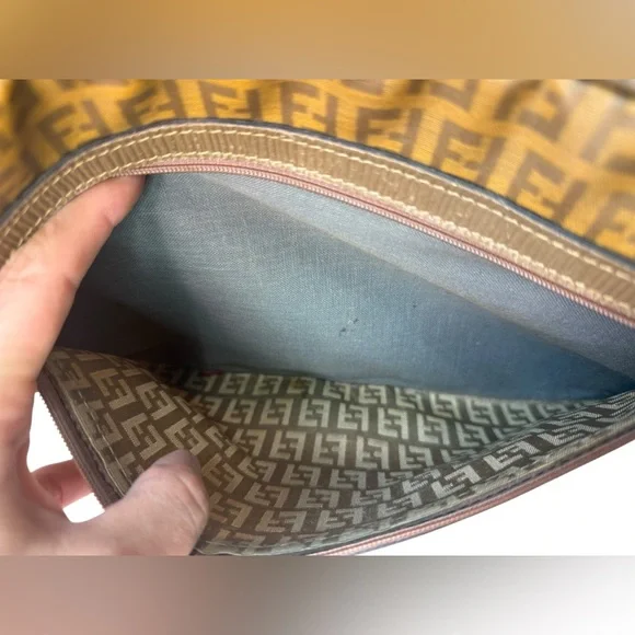 Fendi Vintage Zucchino FF Logo Crossbody - Picture 12 of 15